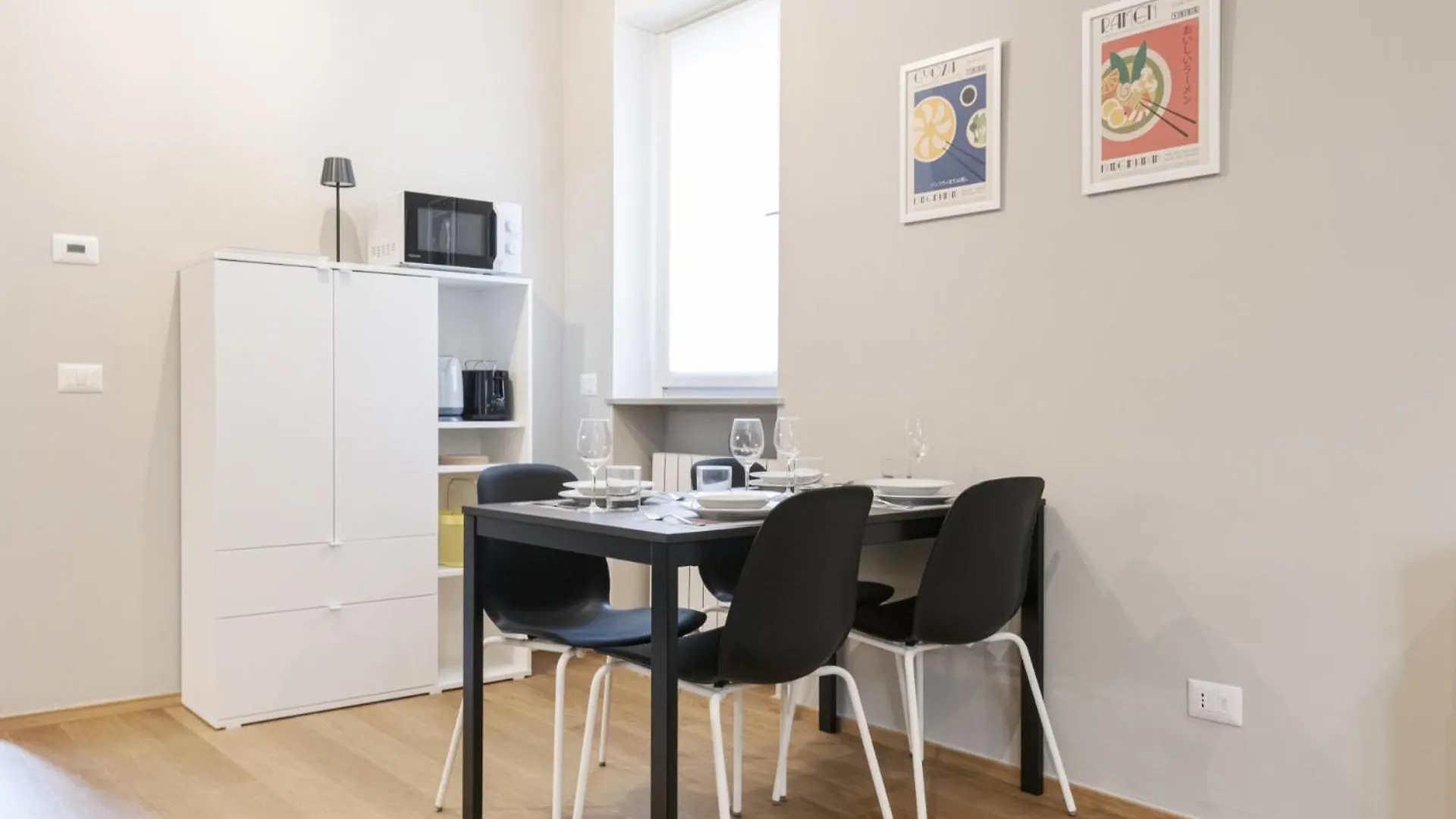 Easylife - Appartamento In Pta Romana/Policlinico Милан 0*,